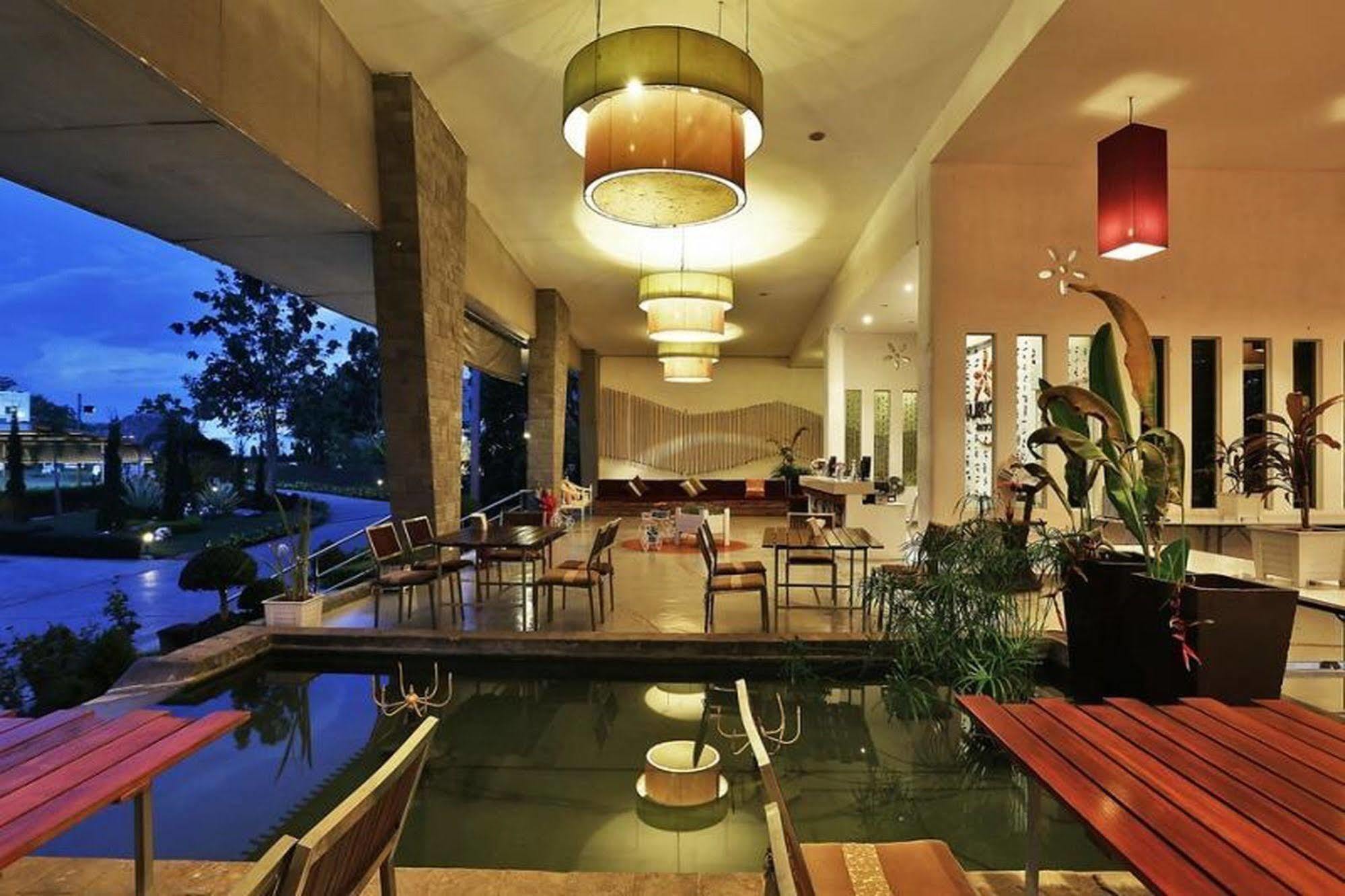 Aurora Resort Khao Yai Mu Si Exteriör bild