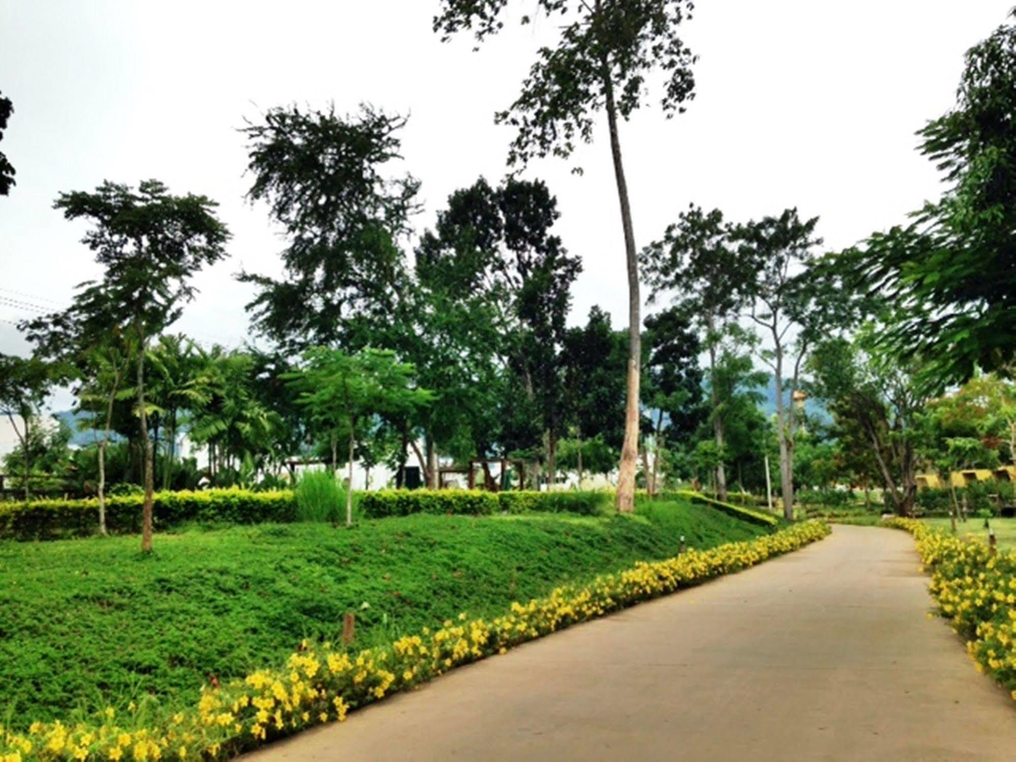 Aurora Resort Khao Yai Mu Si Exteriör bild